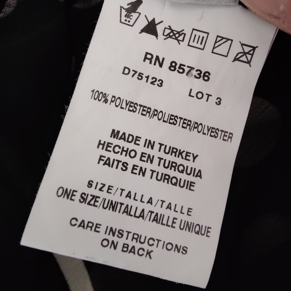 Large Black and White polka dot DKNY shawl scarf - Picture 4 of 9